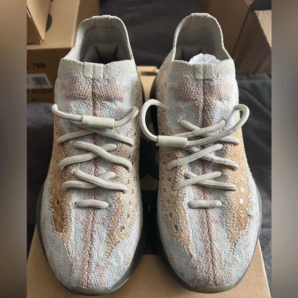 Yeezy boost 380 size 6